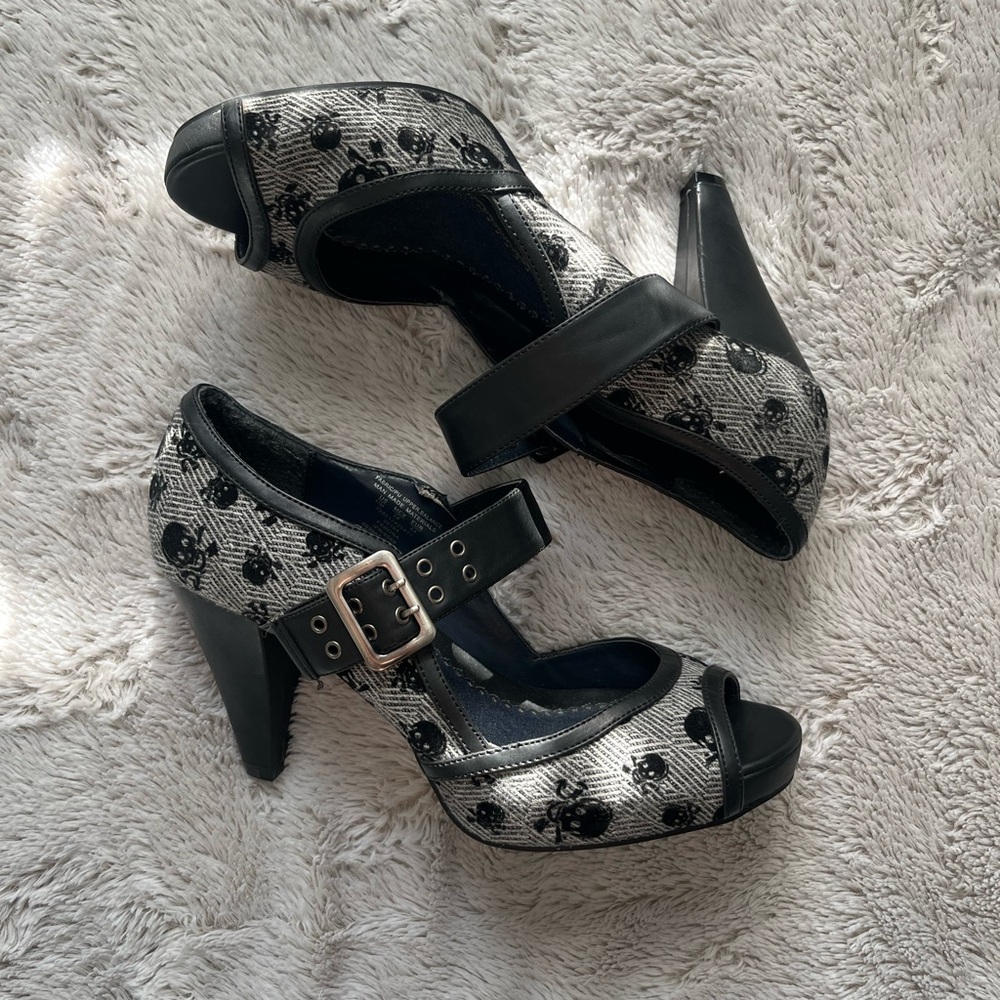 BONGO skull mary jane kitten heels with buckle